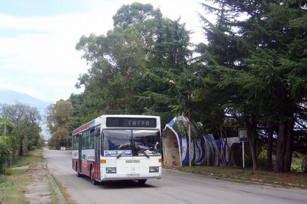 автобус Гагра-Пицундра в Абхазии зимой