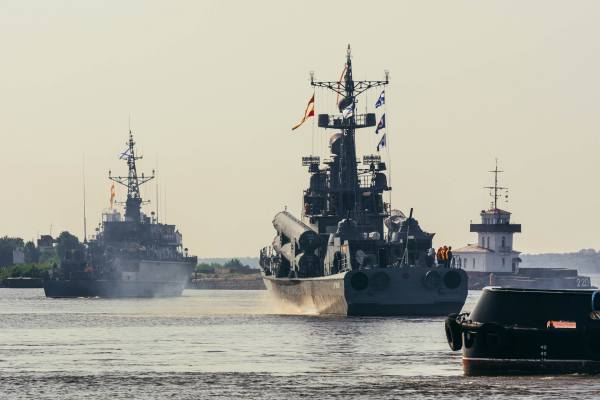 военные корабли