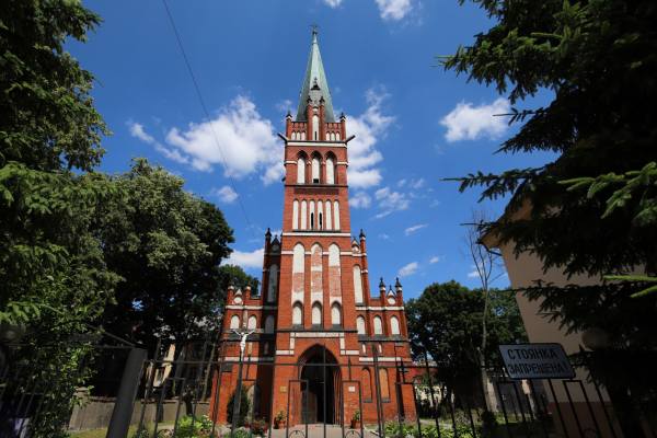 католический храм в городе Черняховск